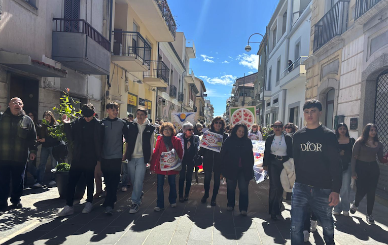 Dieci Cento Mille Piazze Donne per la Pace 